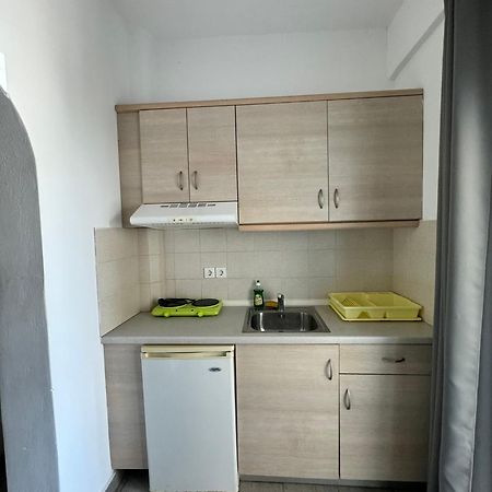 Deep Blue Rooms & Apartments Mylopotas Luaran gambar