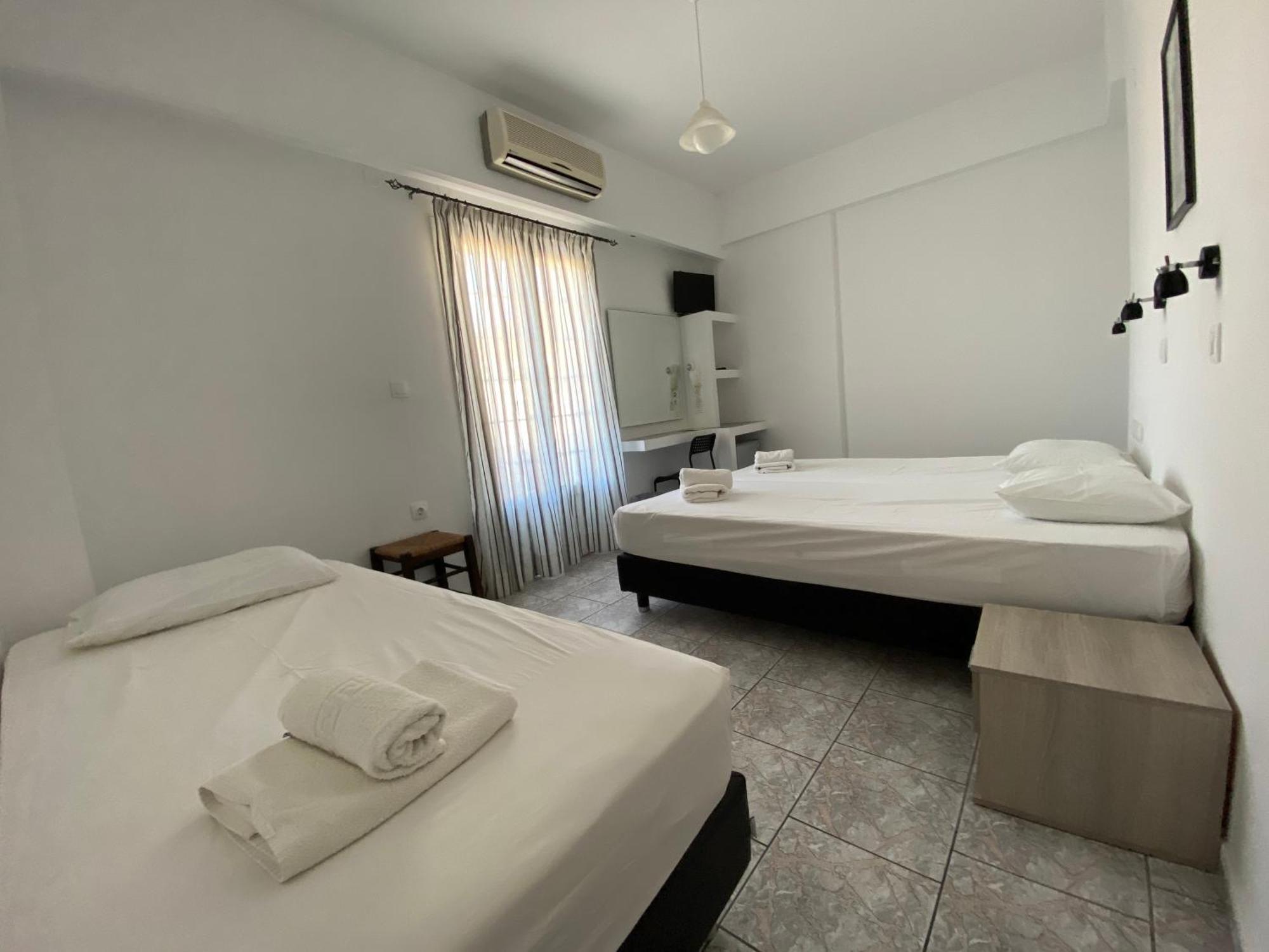 Deep Blue Rooms & Apartments Mylopotas Luaran gambar